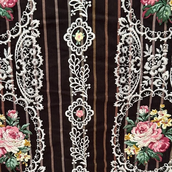 Floral Embroidered Brown Blouse - Picture 13 of 15